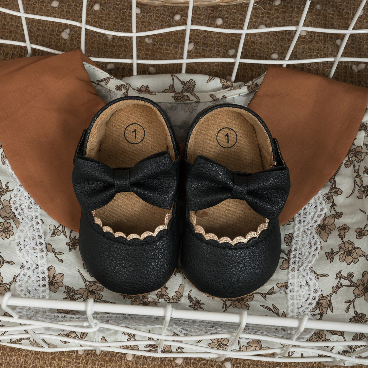 Infant Baby Girls Mary Jane Flats, Soft Sole