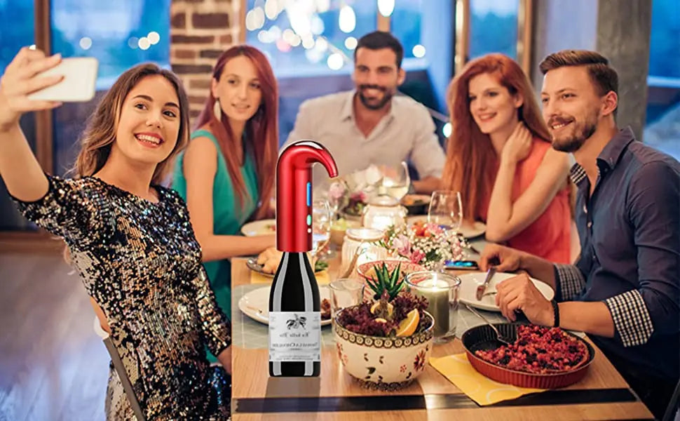 Electric Wine Decanters Smart Wine Pourer USB Charging Auto Drinks Dispenser Quick Automatic Red Wine Aerator Supplies Bar Tools