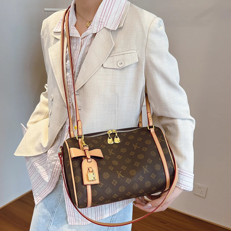 Fashion Geometric Pattern  Shoulder Bag Boston Pillow Commuting Handbag Large Capacity PU Zipper Portable Women's Bag.1071