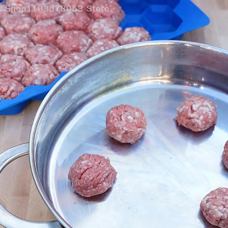 37 Grids Silicone Meatball Mold With Lid Honeycomb Rice Ball Maker Fish Balls Beef Balls Mold Meat Tools Kitchen Accessories