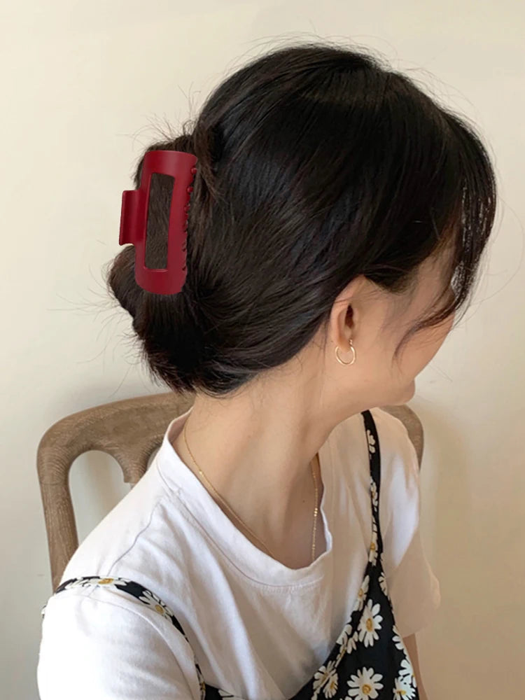 Silicone Soft Claw Hair Clip – Nonslip Cloud Hair Accessory for Women & Teens