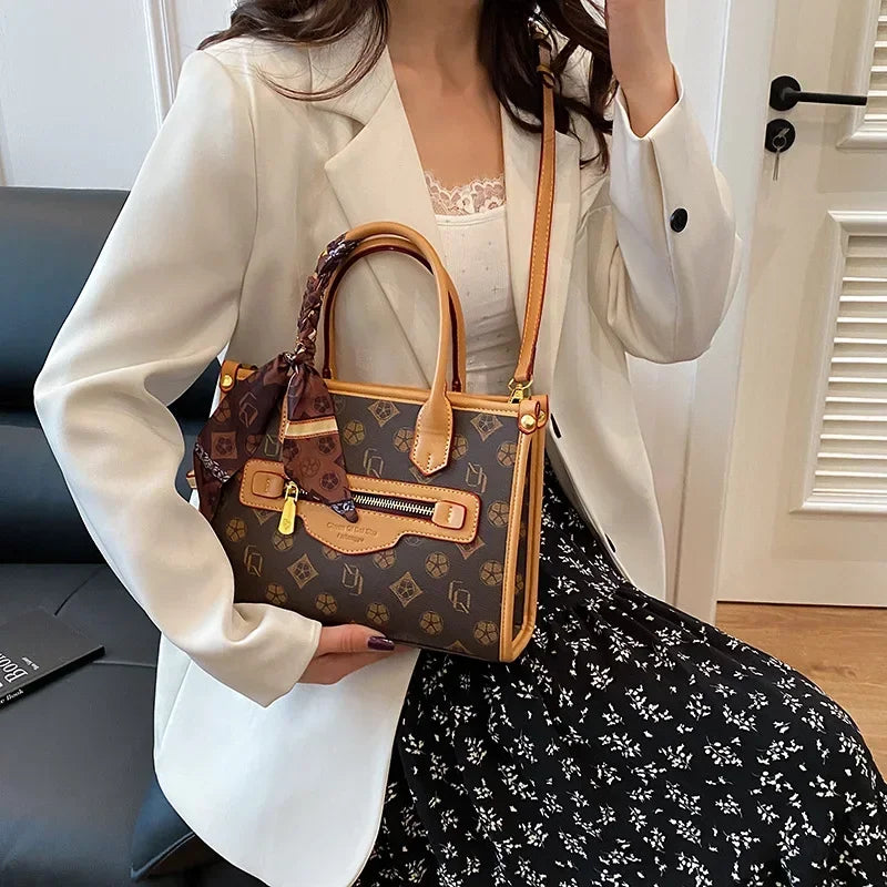 2025 New Womens Minimalist Tote Bag Large Capacity Practical Design Perfect Companion for Daily Commuting Travel