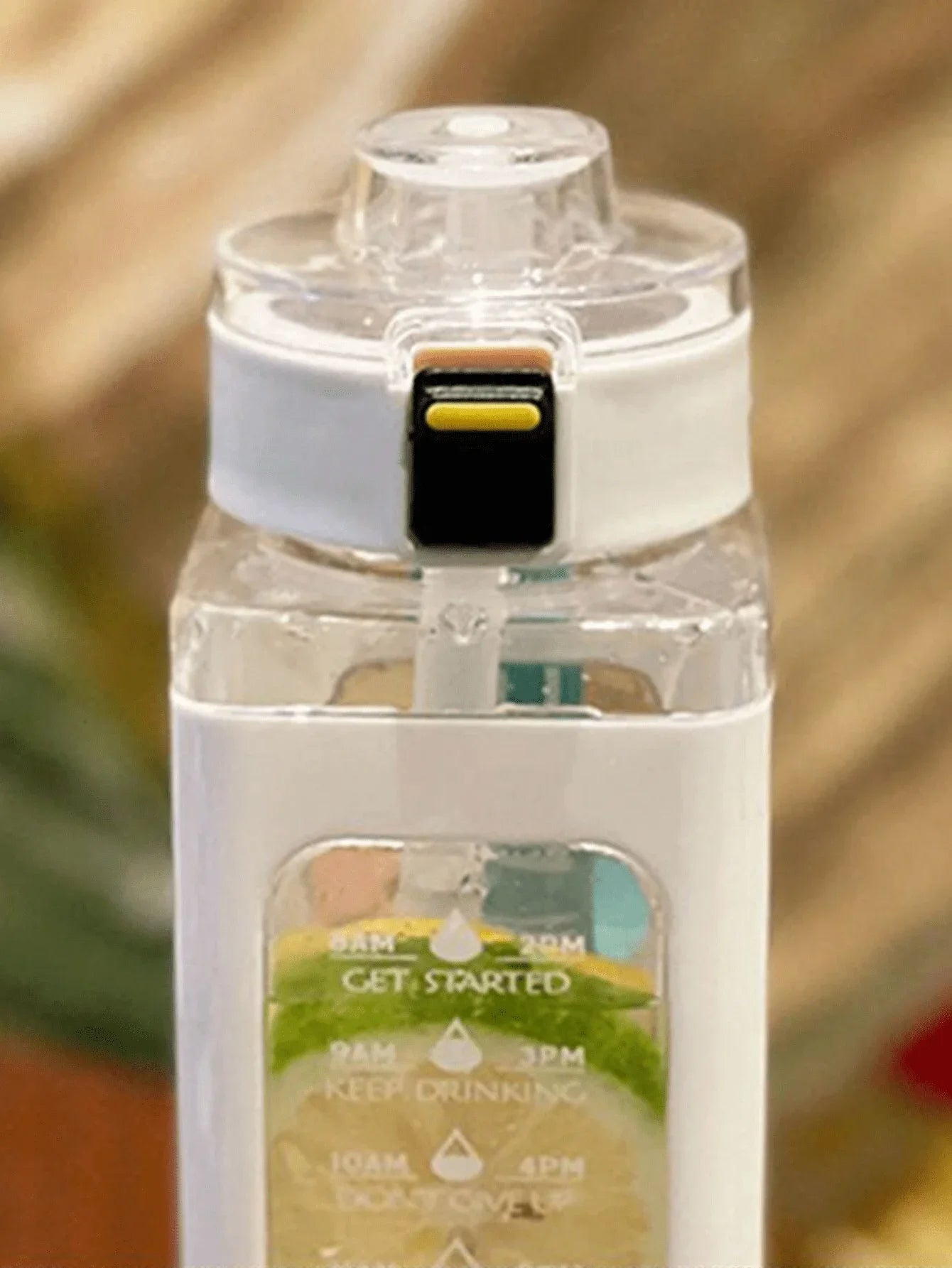 1 White 700/900ml Sports Water Bottle Portable Straw Cup Suitable for Outdoor Sports, Cycling, and Home Portable Water Cup