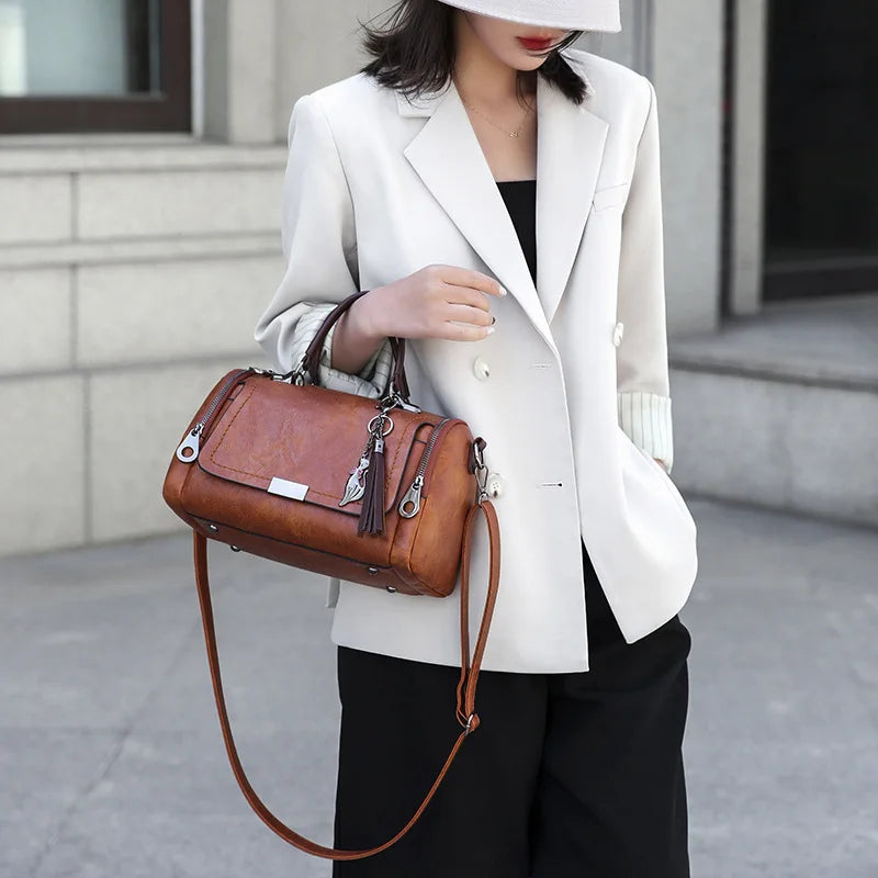 Tassel Decor Women's Large Capacity Shoulder Bag Fashion Zipper Crossbody Bag With Removable Strap Boston Handbag