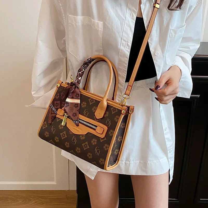 2025 New Womens Minimalist Tote Bag Large Capacity Practical Design Perfect Companion for Daily Commuting Travel