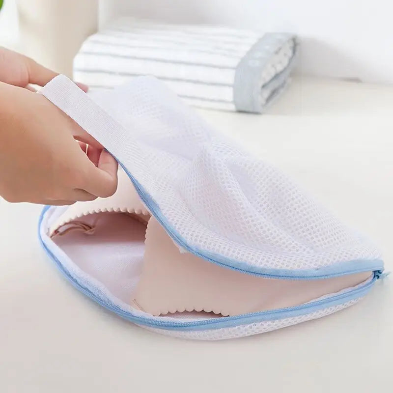 Home Use Bra Washing Bag Ball-shaped Protective Laundry Bag for Washing Machines Prevents Deformation Specialized Bra Laundry Ba