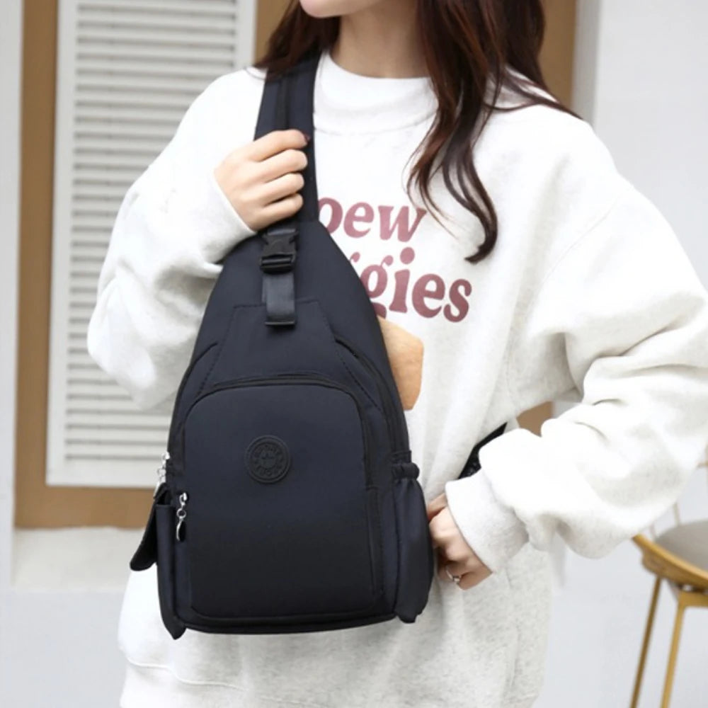 Korean Version of Nylon Fabric Fashion Trend Simple Casual Women Chest Bag with Large Capacity Multi-Functional Backpack 핸드백