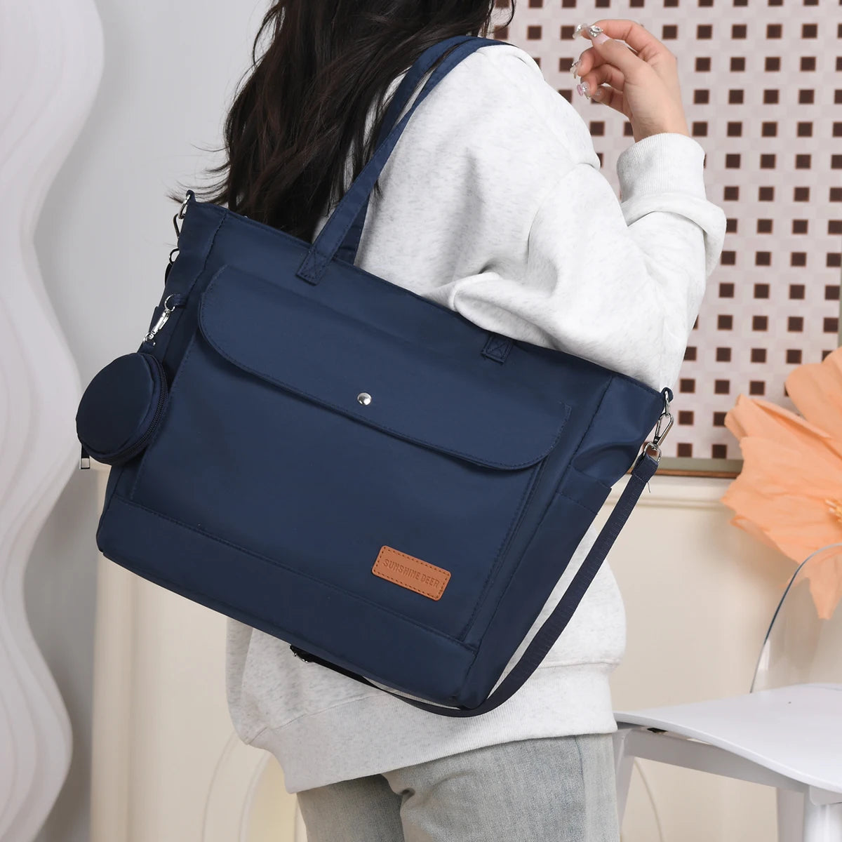 Tote Bag 2025 New Large-Capacity Crossbody Bag Lightweight Cloth Bag Middle-Aged Mother Bag Multi-Layer Shoulder Bag Travel Backpack Women's Coin Purse