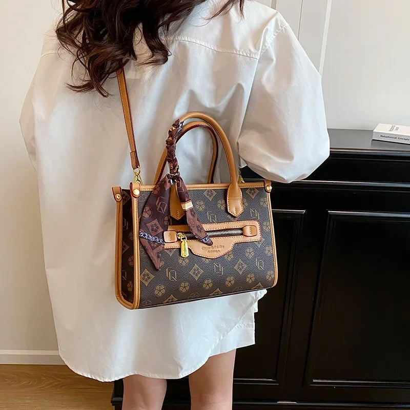 2025 New Womens Minimalist Tote Bag Large Capacity Practical Design Perfect Companion for Daily Commuting Travel