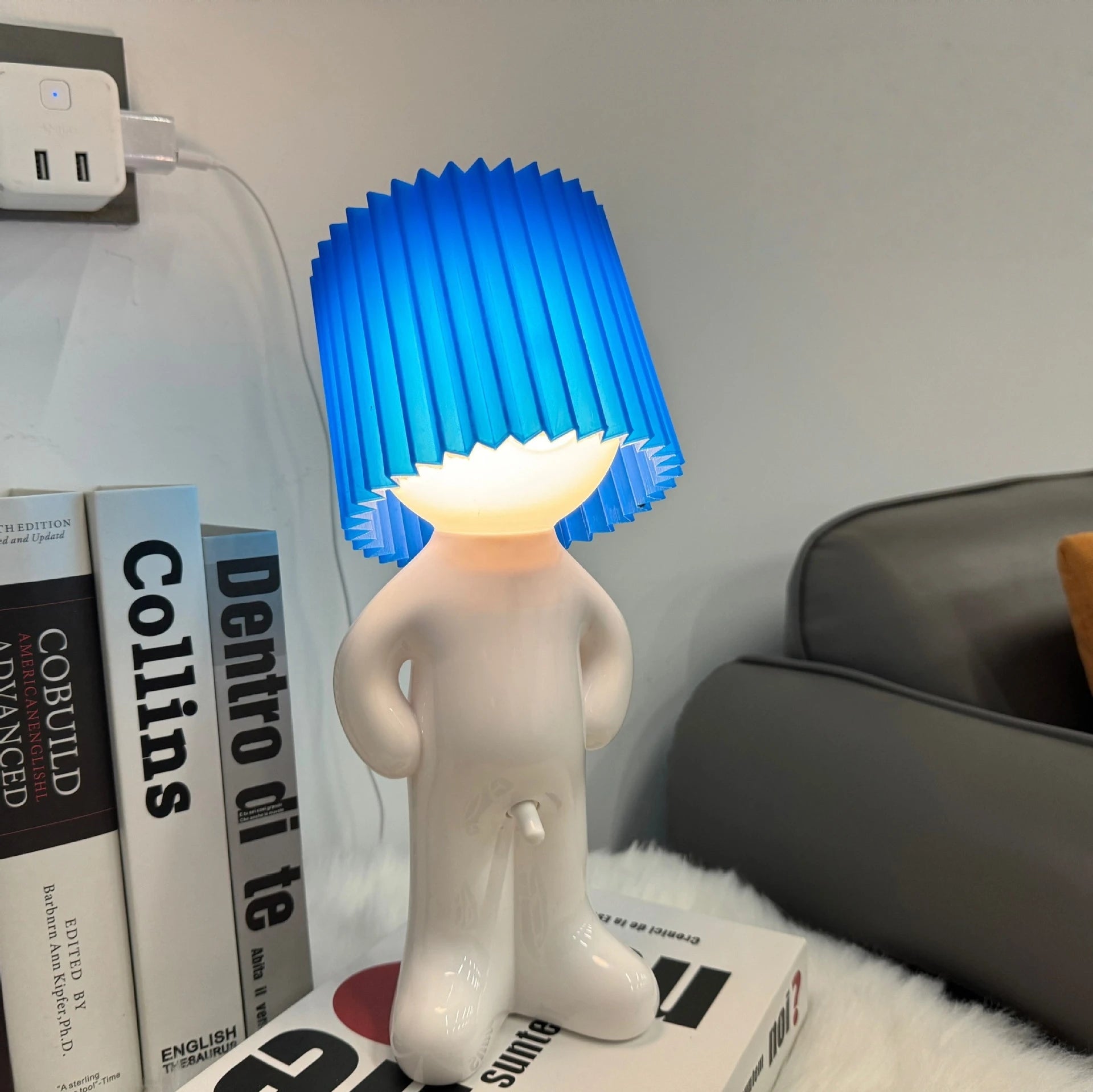 Creative Table Small Book Lights Little Naughty Boy Night Light Shy Man Lamp for Children Home Room Bedside Desk Decoration Gift