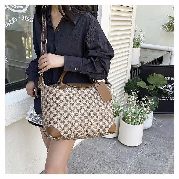 2025 New Large-Capacity Portable Tote Bag — Fashionable, Leisure & Travel-Ready, Versatile Shoulder/Crossbody Bag for Women