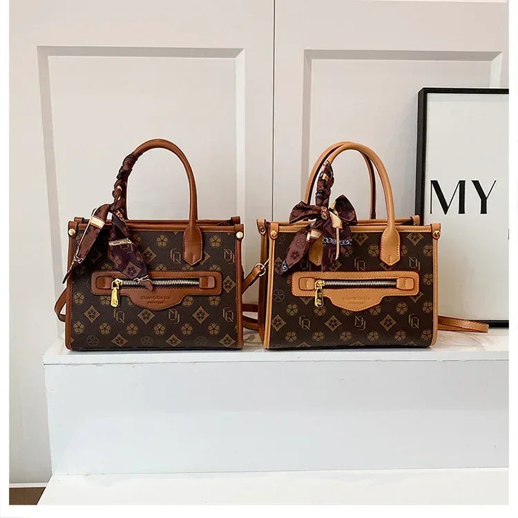 2025 New Womens Minimalist Tote Bag Large Capacity Practical Design Perfect Companion for Daily Commuting Travel