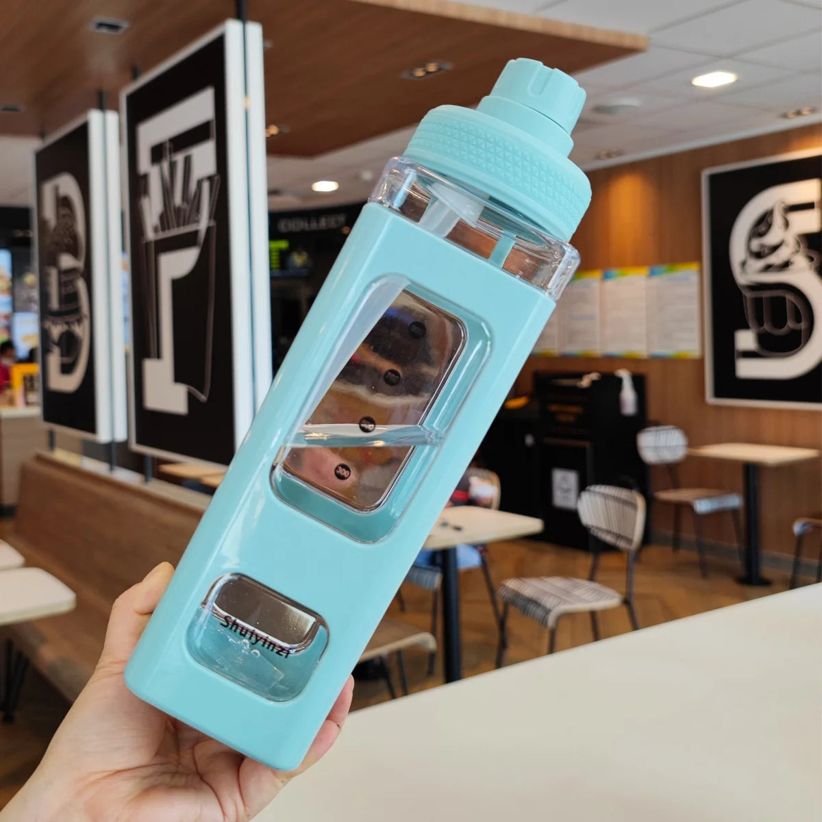 1 White 700/900ml Sports Water Bottle Portable Straw Cup Suitable for Outdoor Sports, Cycling, and Home Portable Water Cup