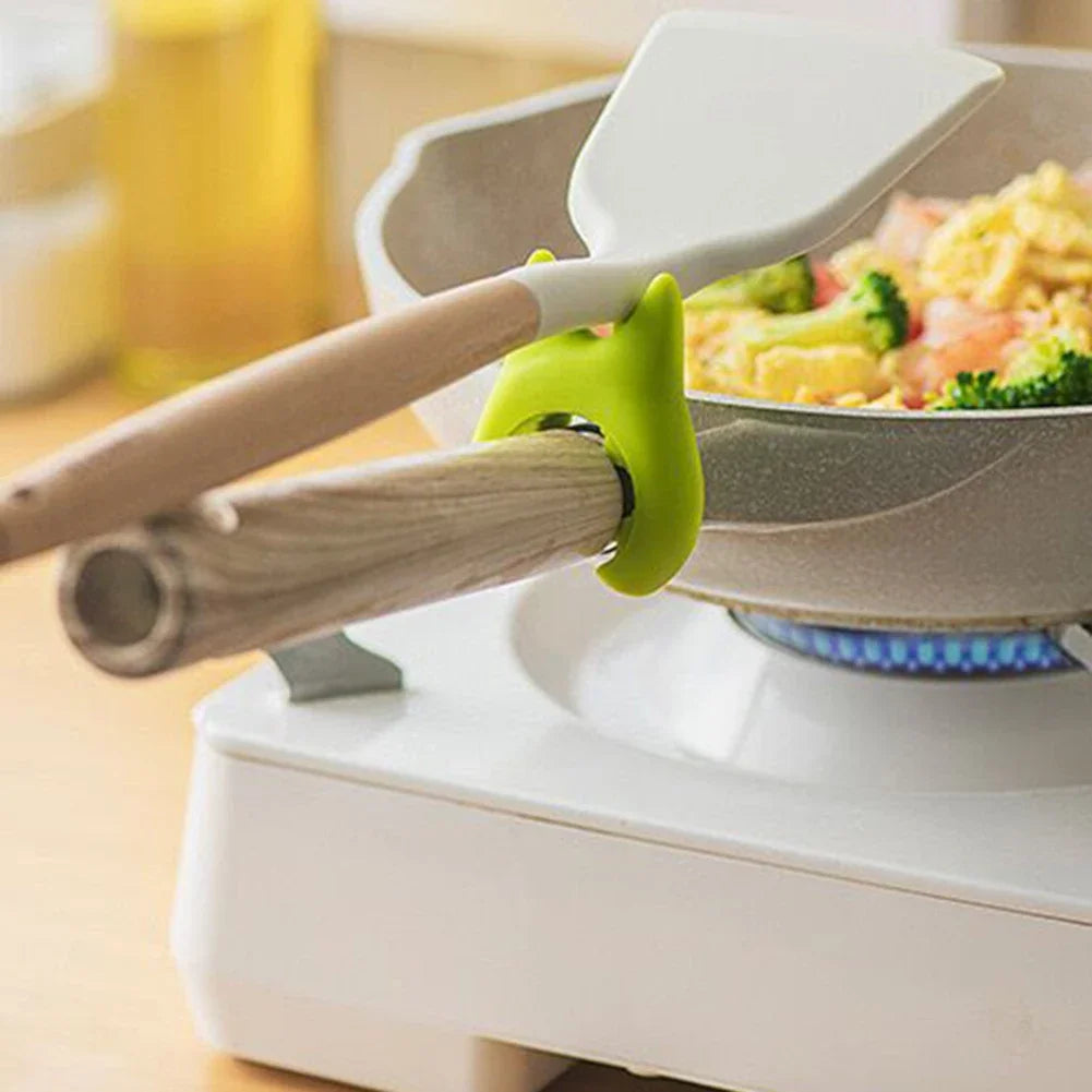 Multifunctional Spatula Holder Anti Scalding and Overflow Silicone Spoon Holder Clip Creative Integrated Devil Cooking Pot Clip