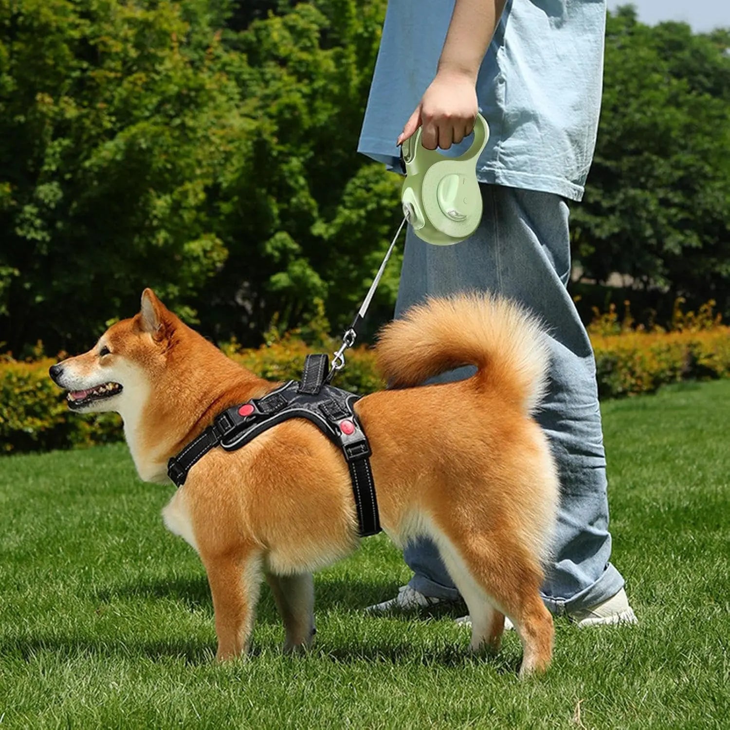 3/5M Automatic Retractable Dog Leash with LED Lights 360°Swivel No Tangle Explosion Proof Nylon Lead for Pet Walking Rope Use