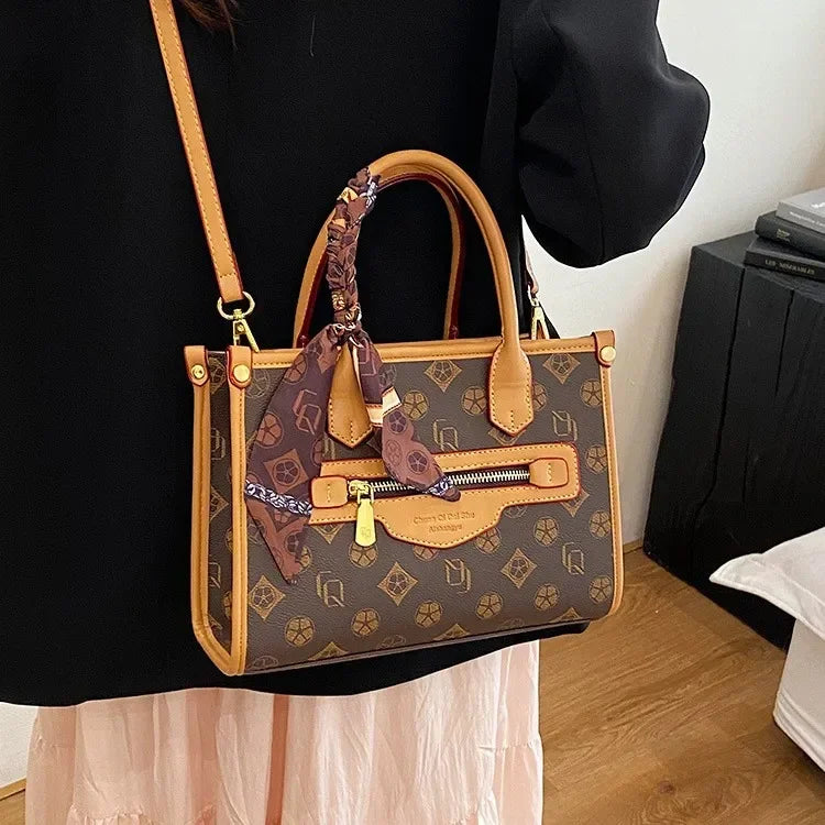 2025 New Womens Minimalist Tote Bag Large Capacity Practical Design Perfect Companion for Daily Commuting Travel
